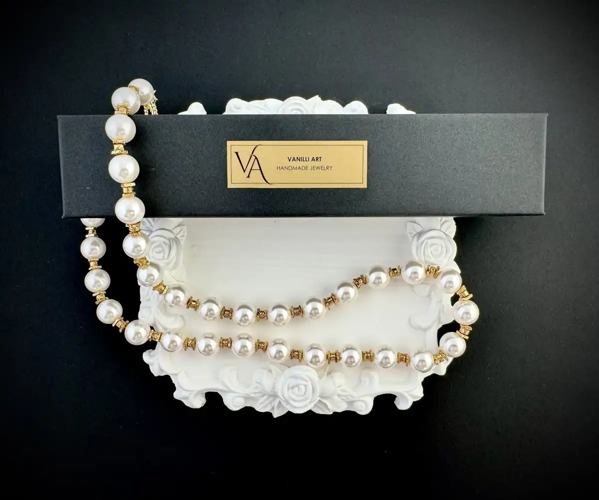 Колие "Блясък в бяло" 2