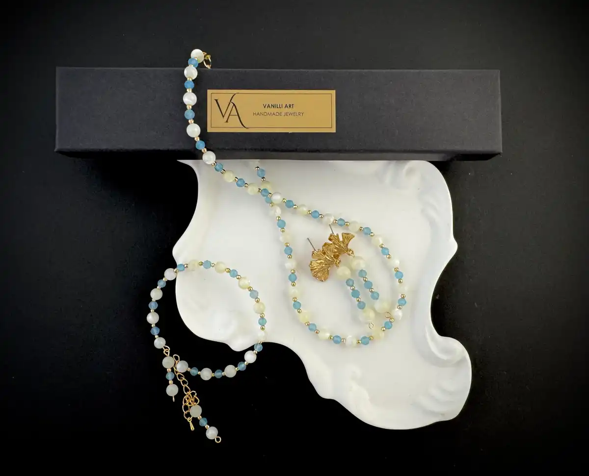 Колие + Гривна + Обици "В очакване на ..." 2