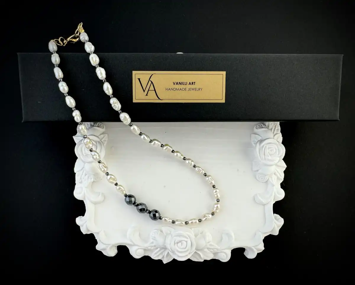 Колие "Перлени зрънца" 2