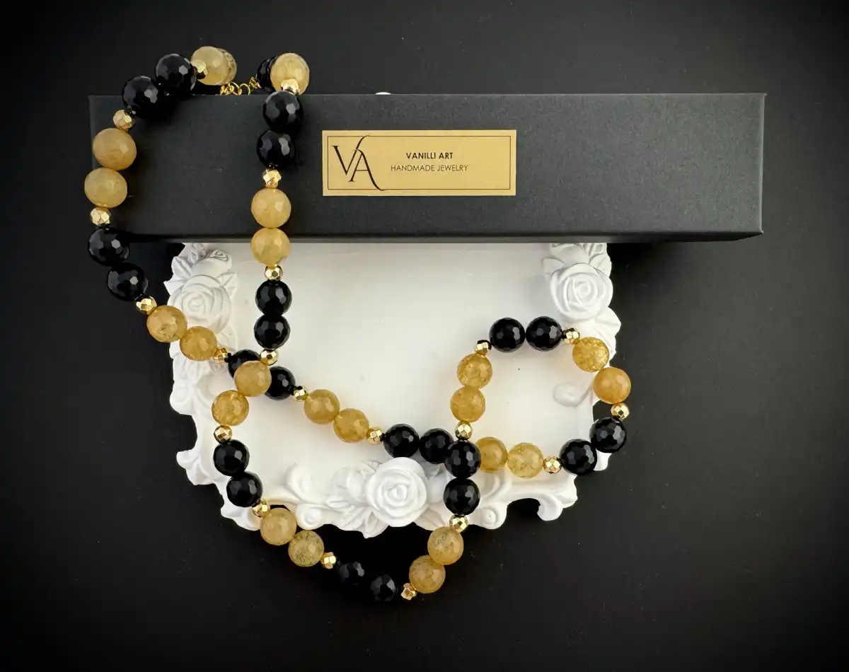 Колие "Царицата на нощта" 2