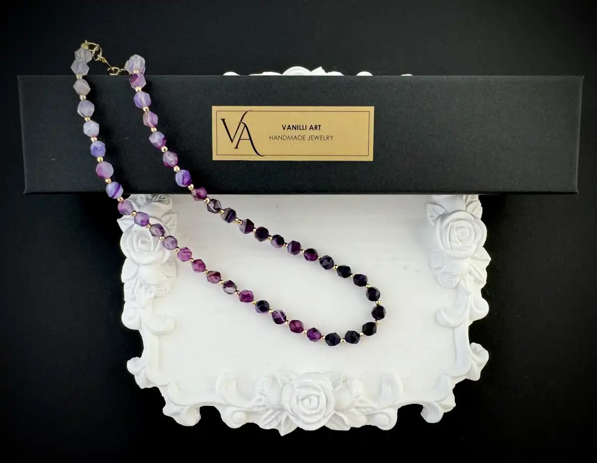 Колие "Виолетки" 2