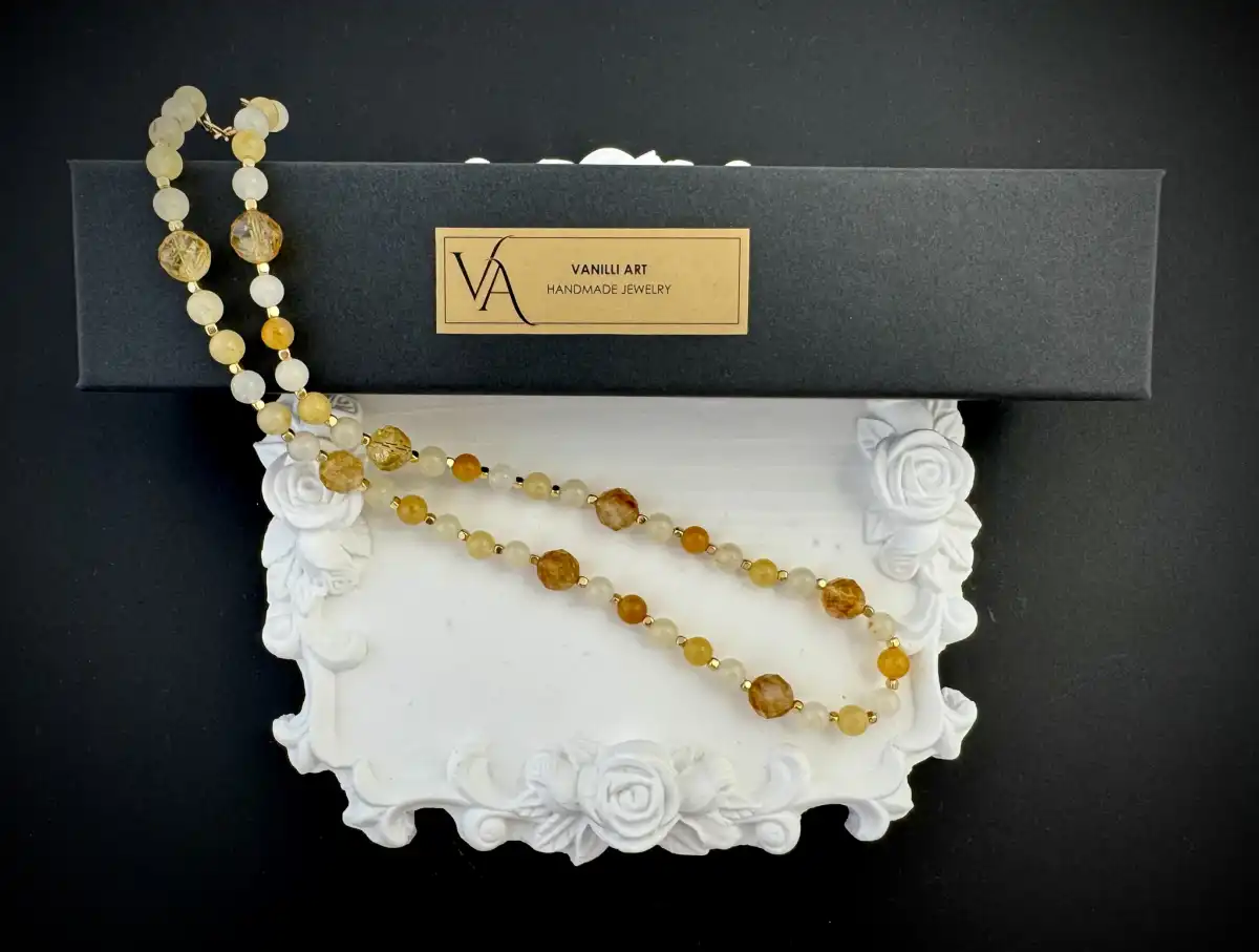 Колие "Женственост" 2